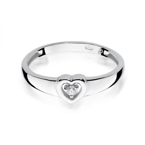 Pierścionek zaręczynowy na prezent w kształcie serca